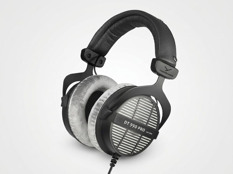 beyerdynamic DT 990 PRO