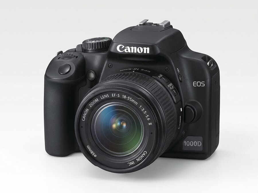 Canon EOS 1000D 18-55mm IS