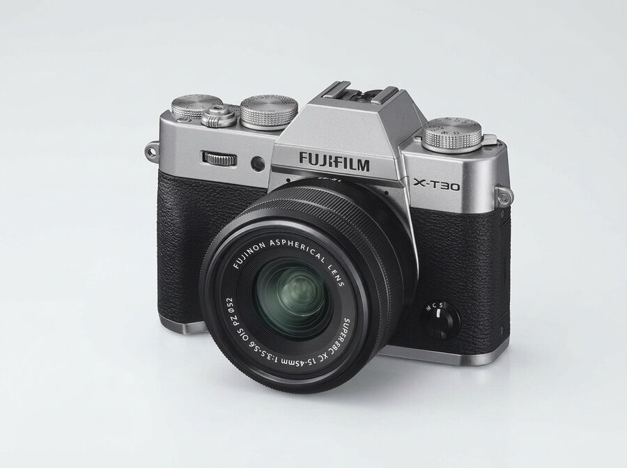 Fujifilm X-T30 Silber + XC 15-45mm F3.5-5.6 OIS PZ Kit