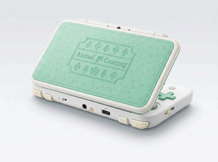New Nintendo 2DS XL Animal Crossing Edition + Animal Crossing: New Leaf