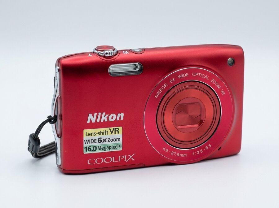 Nikon Coolpix S3300 Rot