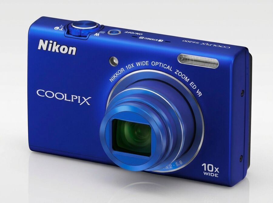 Nikon Coolpix S6200