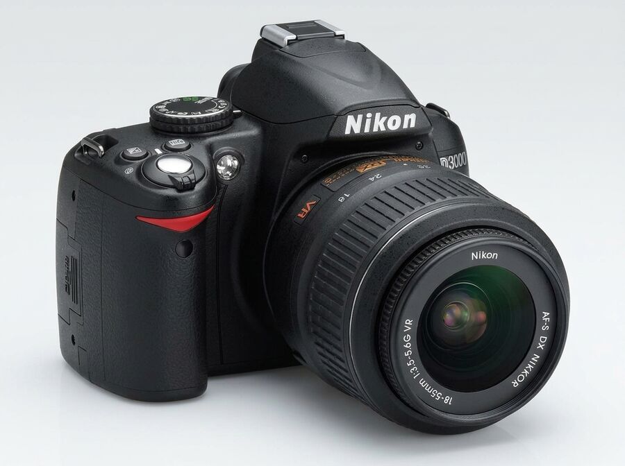 Nikon D3000 18-55mm