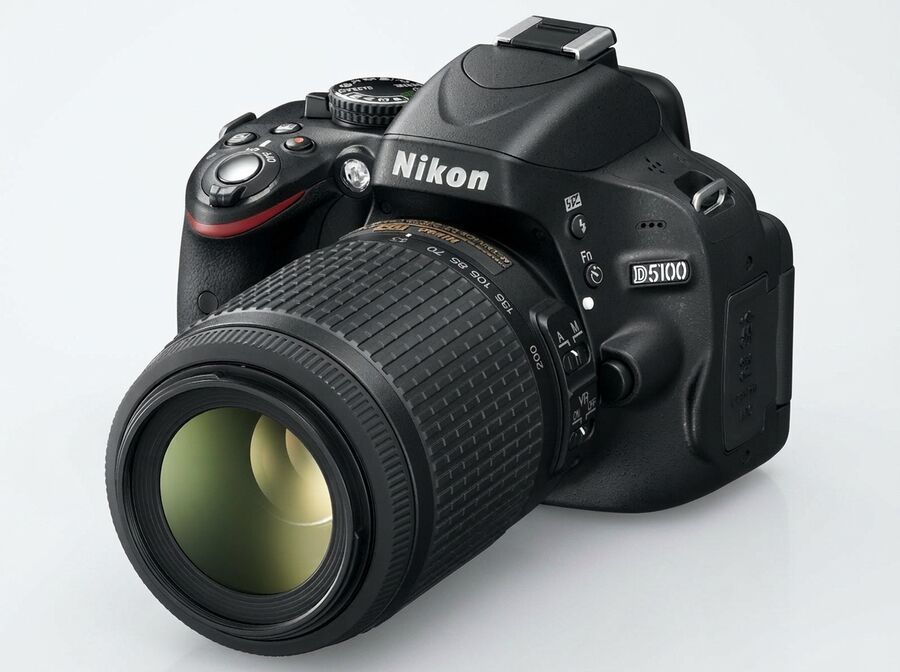 Nikon D5100 18-55mm & 55-200mm