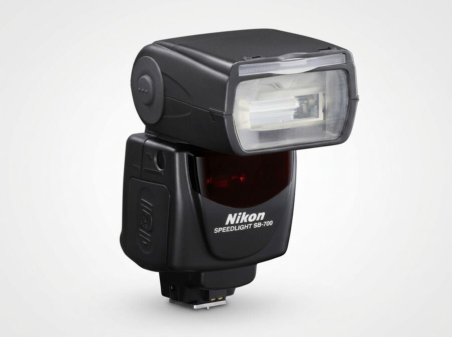 Nikon Speedlight SB-700