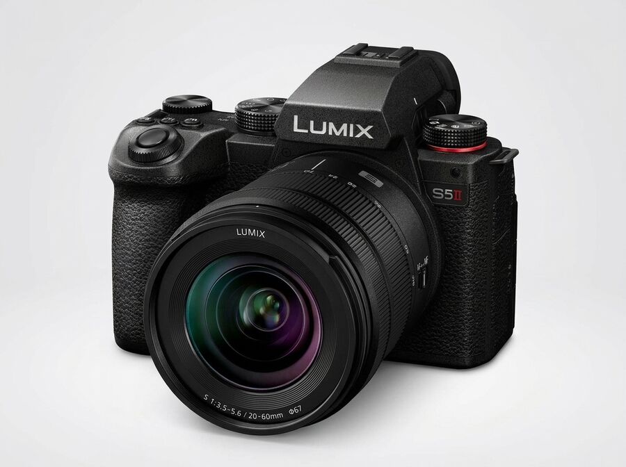 Panasonic Lumix DC-S5 II + Lumix S 20-60mm Kit