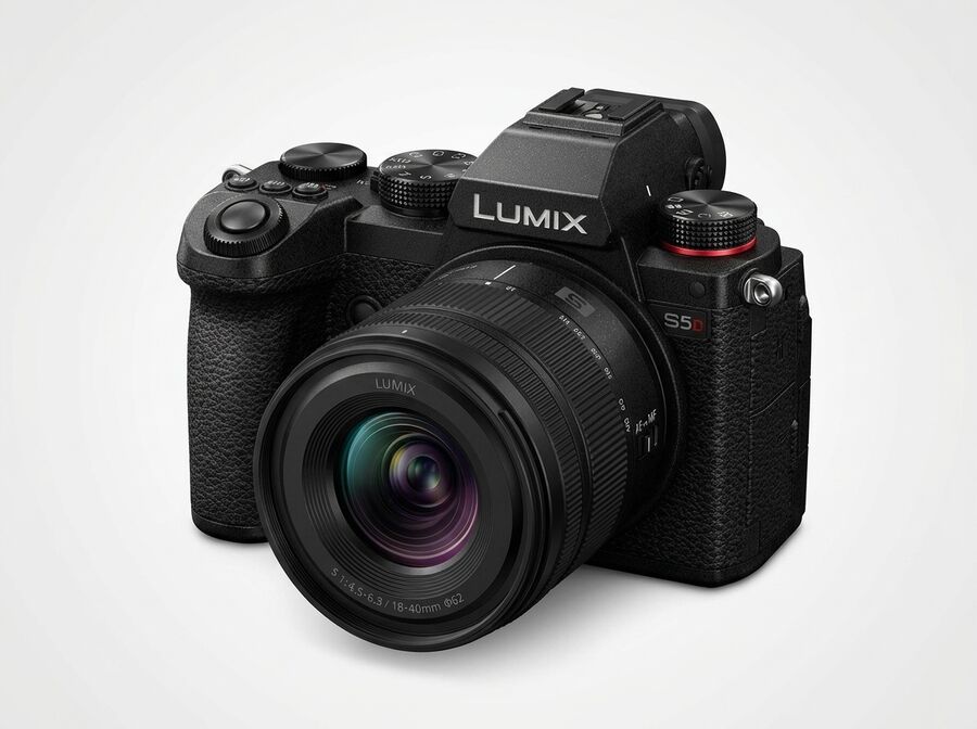 Panasonic Lumix S5D + 18-40mm Kit (L-Mount)
