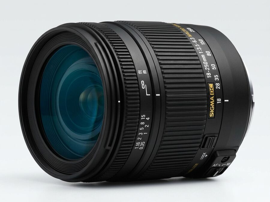 Sigma 18-250mm F3.5-6.3 DC Macro HSM (Sony A)